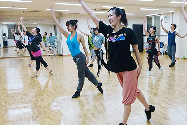 オープンキャンパス 東京 テーマパークダンサーズスタジオ 夢を叶える浦安のダンススクール